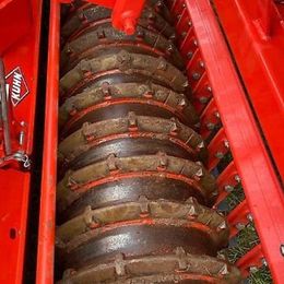 Kuhn Integra 3003 SD