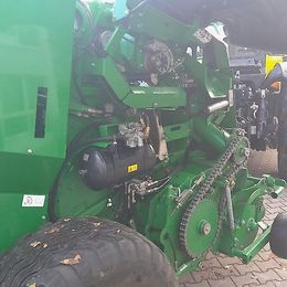 John Deere F441P