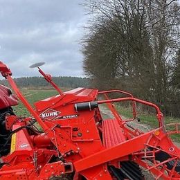 Kuhn Integra 3003 SD