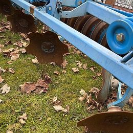 Lemken Karat 12/700 Kua