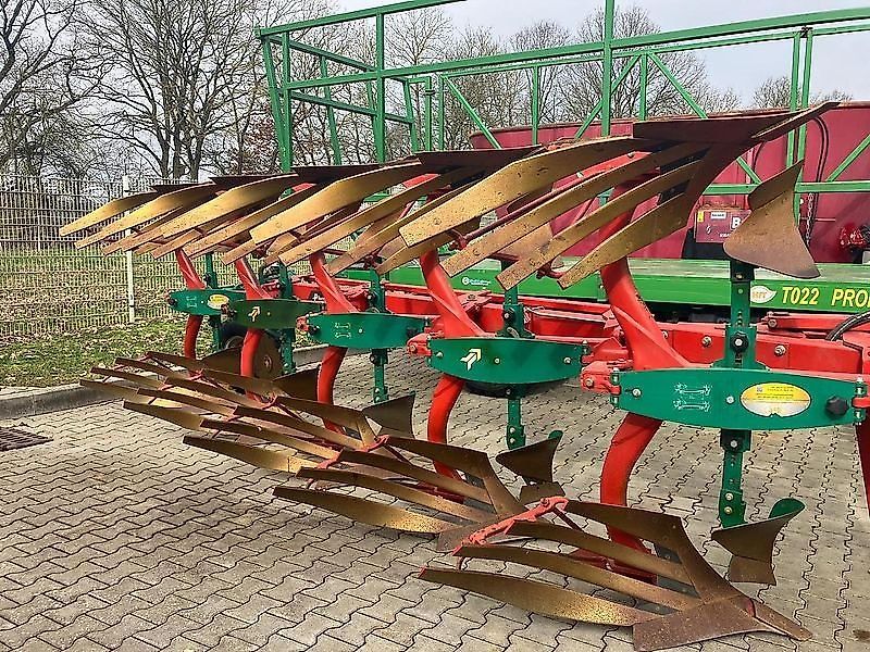 Pflüge: Kverneland 2300 S Variomat gebraucht Kverneland 2300 S Variomat