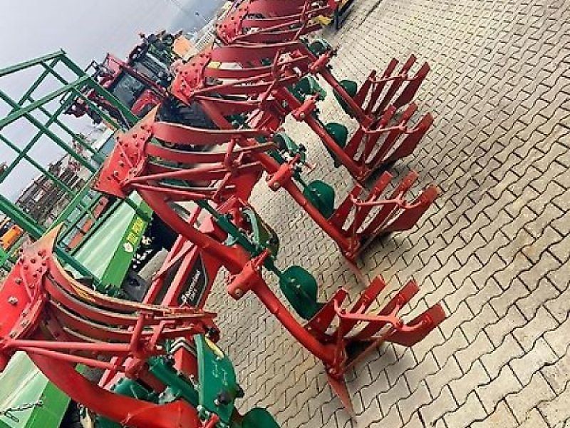 Pflüge: Kverneland 2300 S Variomat gebraucht Kverneland 2300 S Variomat