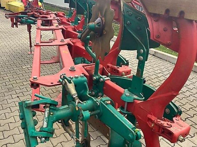 Pflüge: Kverneland 2300 S Variomat gebraucht Kverneland 2300 S Variomat