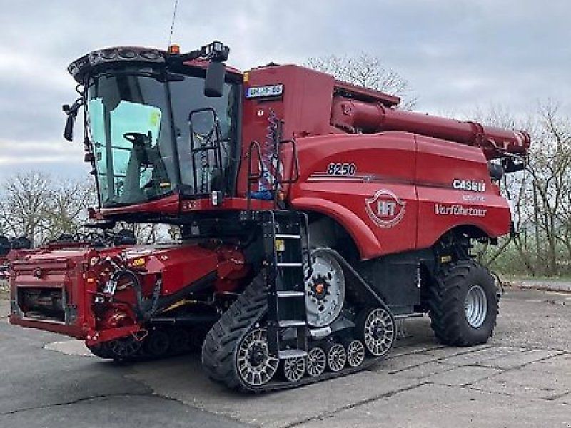 Mähdrescher: Case IH Axial-Flow 8250 ST5 gebraucht Case IH Axial-Flow 8250 ST5