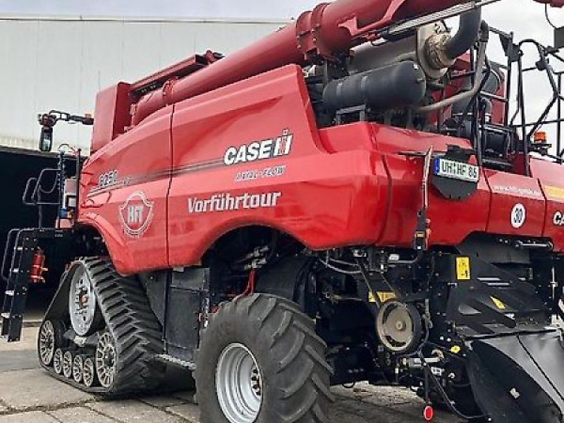 Mähdrescher: Case IH Axial-Flow 8250 ST5 gebraucht Case IH Axial-Flow 8250 ST5