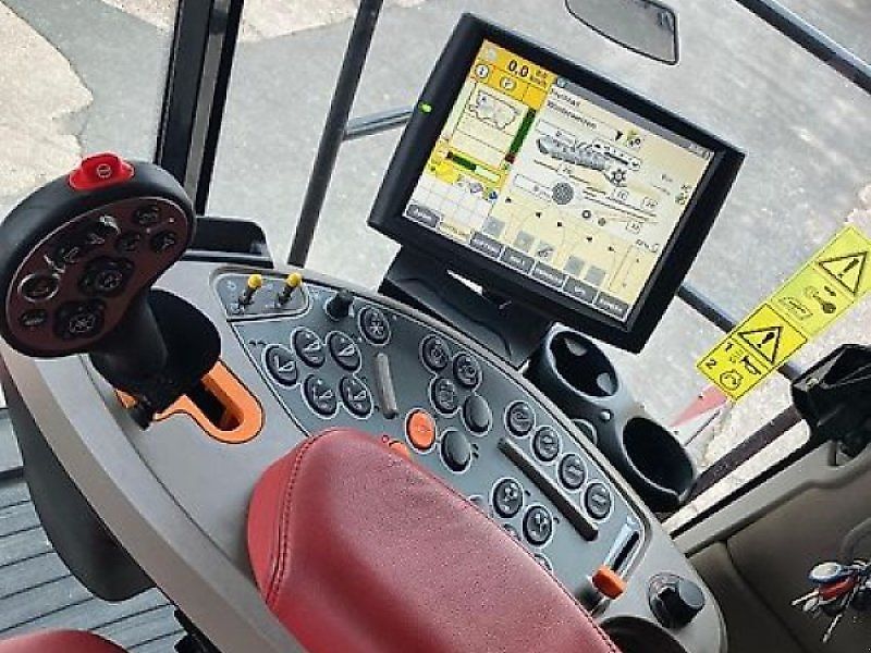 Mähdrescher: Case IH Axial-Flow 8250 ST5 gebraucht Case IH Axial-Flow 8250 ST5