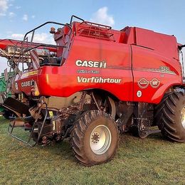 Mähdrescher: Case IH Axial-Flow 6150 inkl. Schneidwerk 7,62 m und Wagen gebraucht Case IH Axial-Flow 6150 inkl. Schneidwerk 7,62 m und Wagen