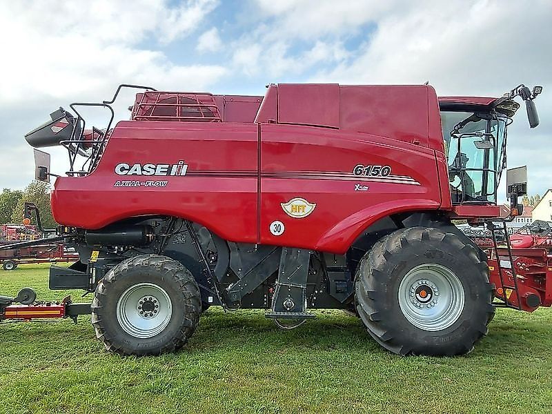 Mähdrescher: Case IH Axial-Flow 6150 inkl. 6,70 m Schneidwerk und Wagen gebraucht Case IH Axial-Flow 6150 inkl. 6,70 m Schneidwerk und Wagen