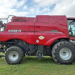 Mähdrescher: Case IH Axial-Flow 6150 inkl. 6,70 m Schneidwerk und Wagen gebraucht Case IH Axial-Flow 6150 inkl. 6,70 m Schneidwerk und Wagen