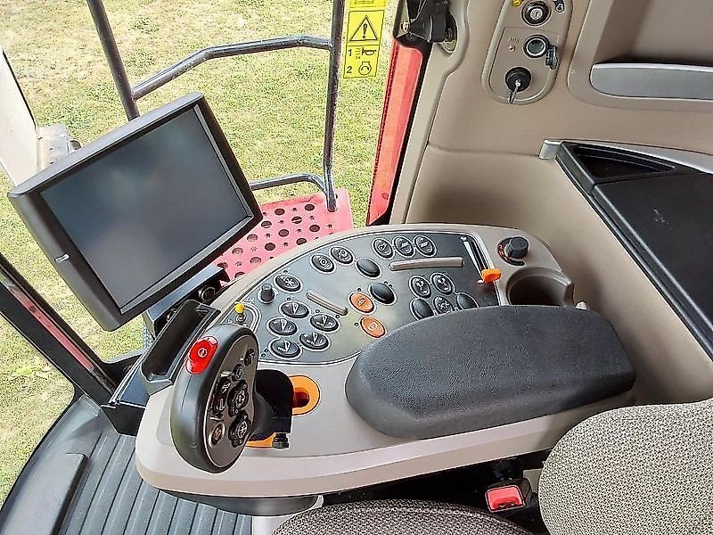 Mähdrescher: Case IH Axial-Flow 6150 inkl. 6,70 m Schneidwerk und Wagen gebraucht Case IH Axial-Flow 6150 inkl. 6,70 m Schneidwerk und Wagen