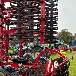 Grubber: Horsch Tiger 8 XL gebraucht Horsch Tiger 8 XL