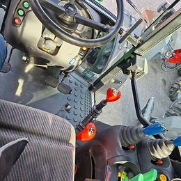 Traktoren: Deutz-Fahr Agroplus 85 A gebraucht Deutz-Fahr Agroplus 85 A