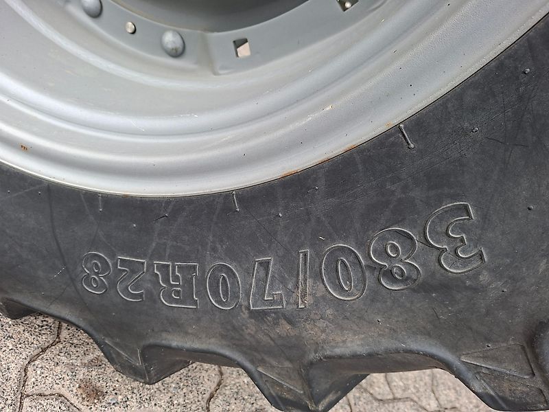 Traktoren: Deutz-Fahr 5100 gebraucht Deutz-Fahr 5100