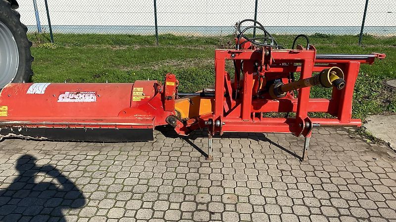 Mulcher: Dücker Dücker Seitenmäher USM18 gebraucht Dücker Dücker Seitenmäher USM18